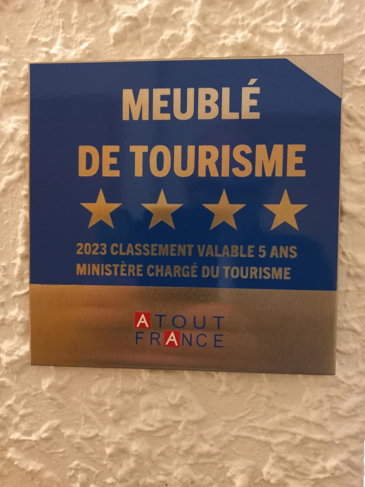 Appartement-Terrasse Parking Prive Meuble De Tourisme 4 Etoiles Belfort Eksteriør billede