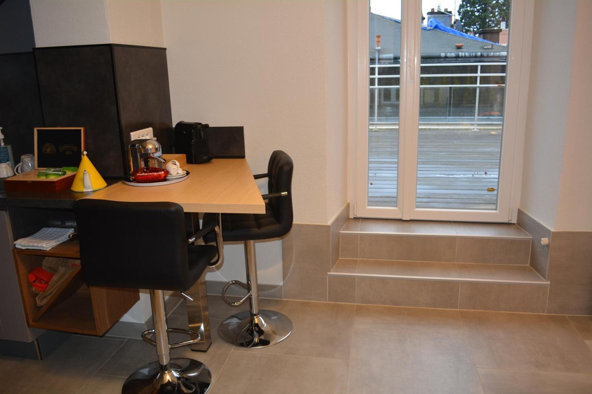 Appartement-Terrasse Parking Prive Meuble De Tourisme 4 Etoiles Belfort Eksteriør billede