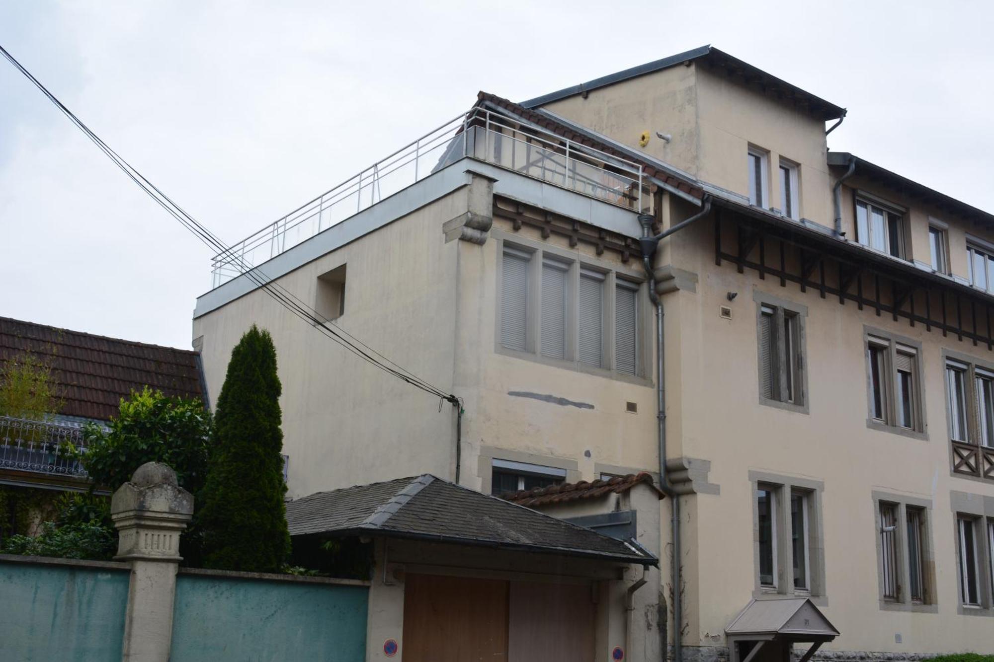 Appartement-Terrasse Parking Prive Meuble De Tourisme 4 Etoiles Belfort Eksteriør billede